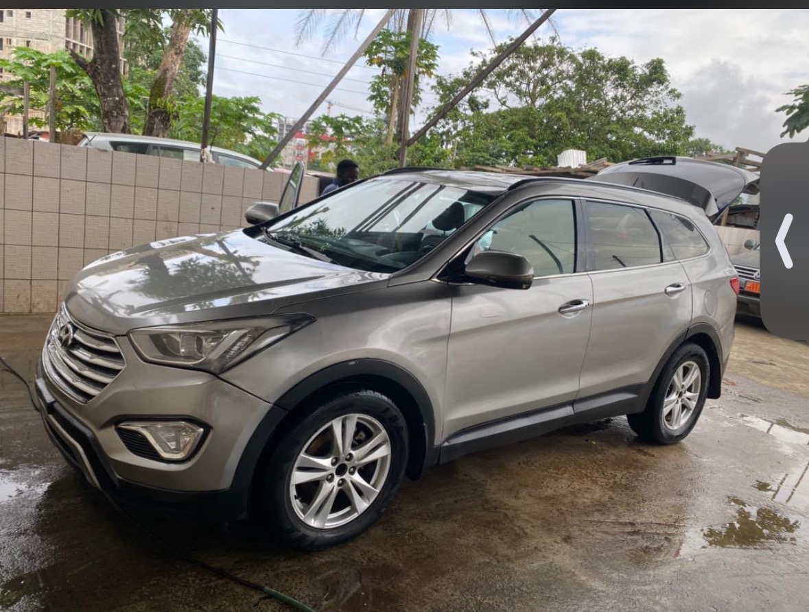 *🔥 HYUNDAI GRAND SANTA FE 2016 FULL OPTION À SAISIR 🔥*