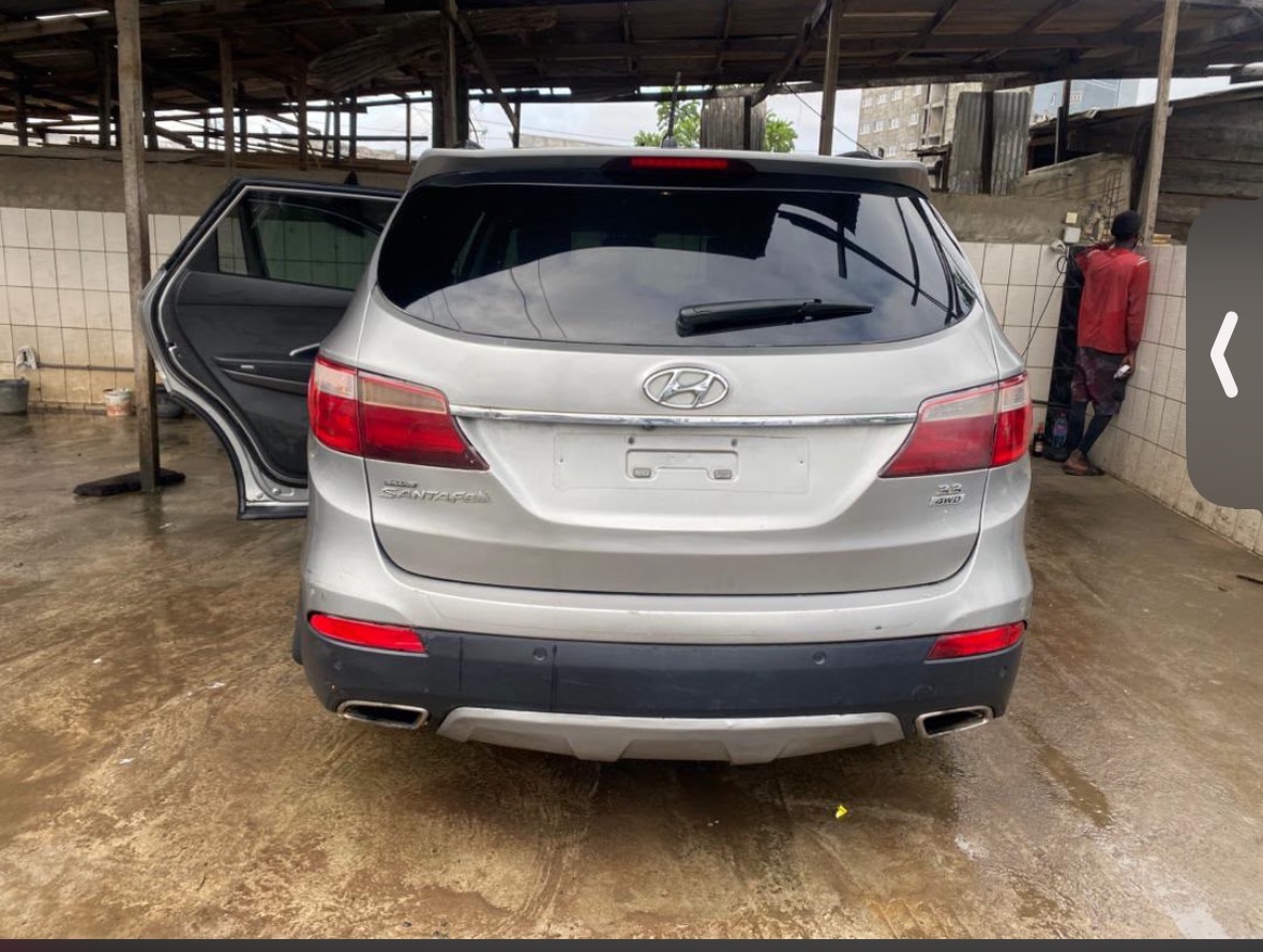 *🔥 HYUNDAI GRAND SANTA FE 2016 FULL OPTION À SAISIR 🔥* – Image 3