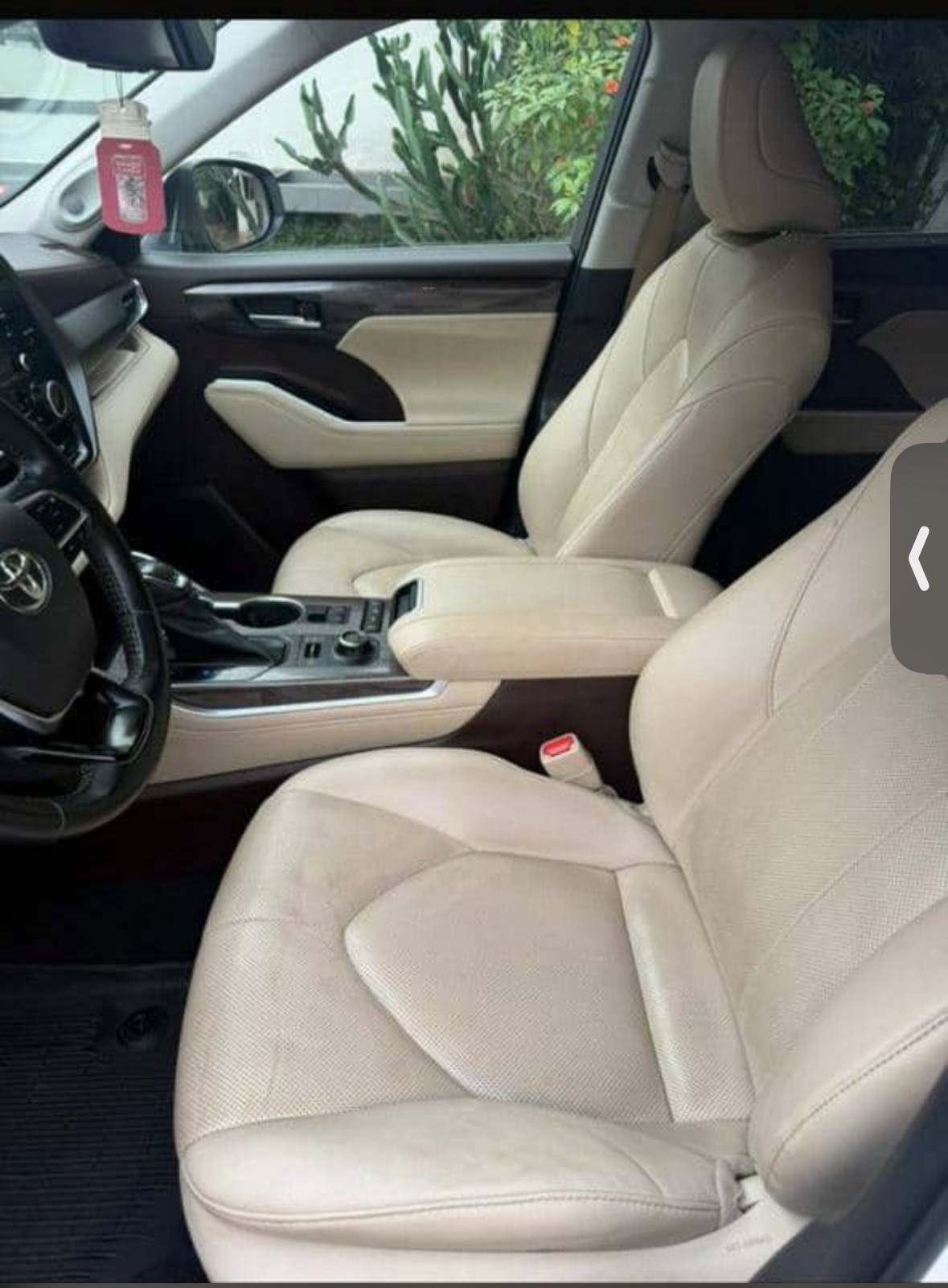 *đ„ TOYOTA HIGHLANDER PLATINUM 2023 - 20 000 KM SEULEMENT đ„* â Image 2